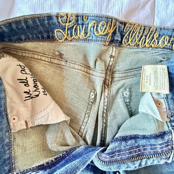 Wrangler x Lainey Wilson Bejeweled Bell Bottoms 26x34 - Picture 3 of 4